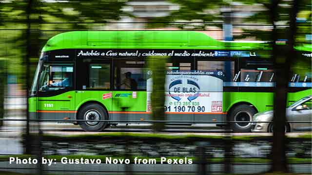 Autobus a Gas Natural; cuidamos el medio ambiente